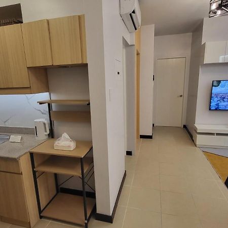 The Atherton- Spacious Modern Condo Unit In Paranaque Near The Airport, Makati, Bgc And Highways Paranaque City Екстер'єр фото