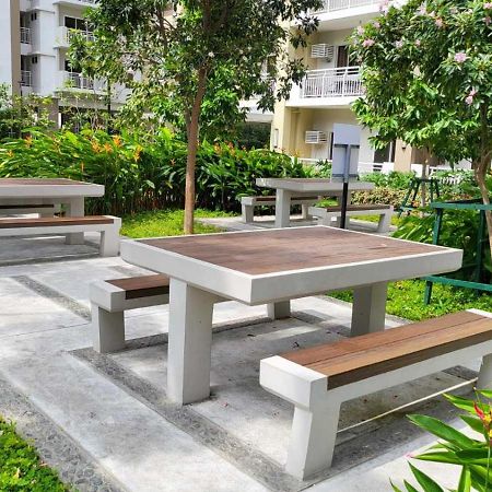 The Atherton- Spacious Modern Condo Unit In Paranaque Near The Airport, Makati, Bgc And Highways Paranaque City Екстер'єр фото