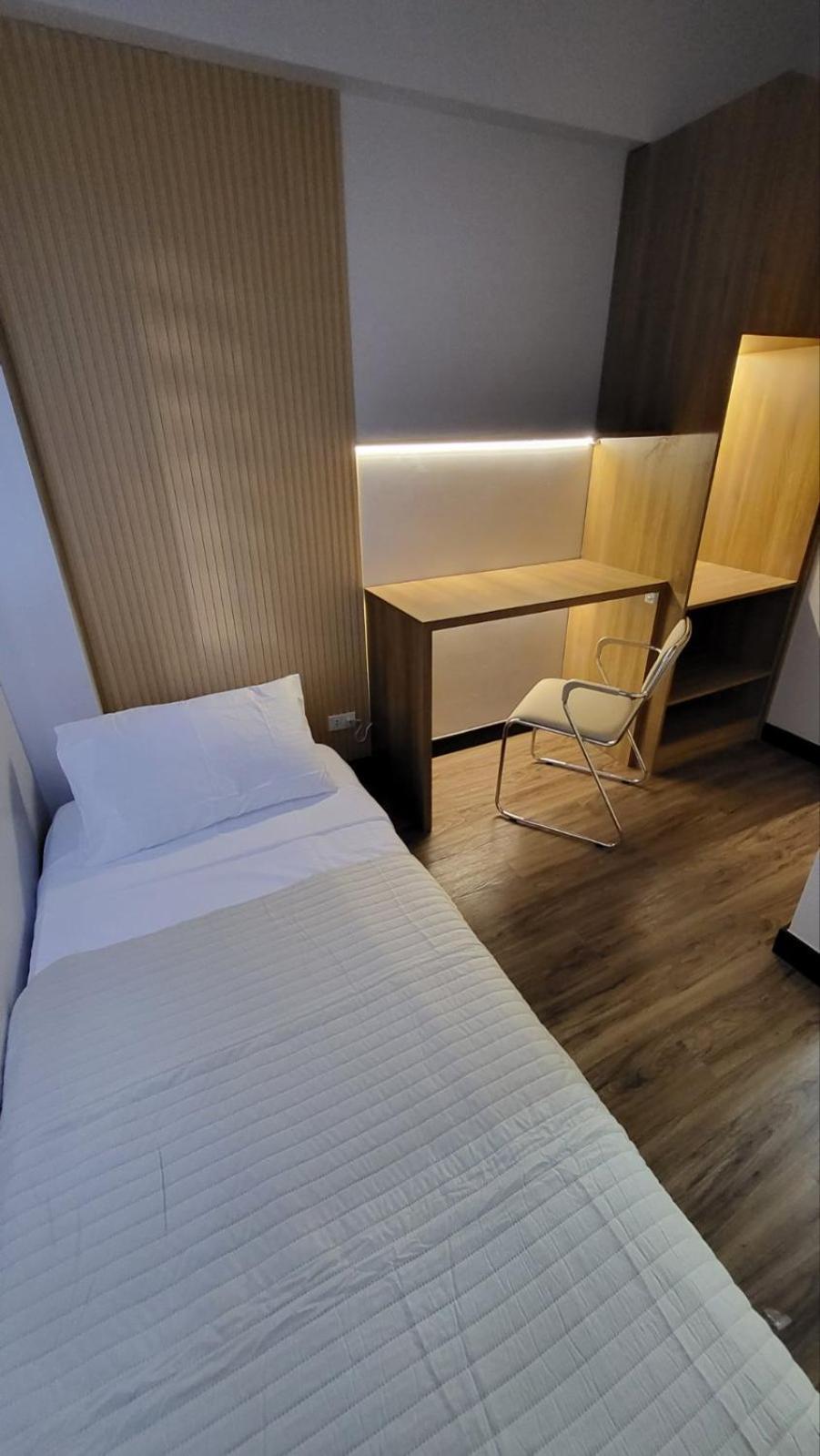The Atherton- Spacious Modern Condo Unit In Paranaque Near The Airport, Makati, Bgc And Highways Paranaque City Екстер'єр фото