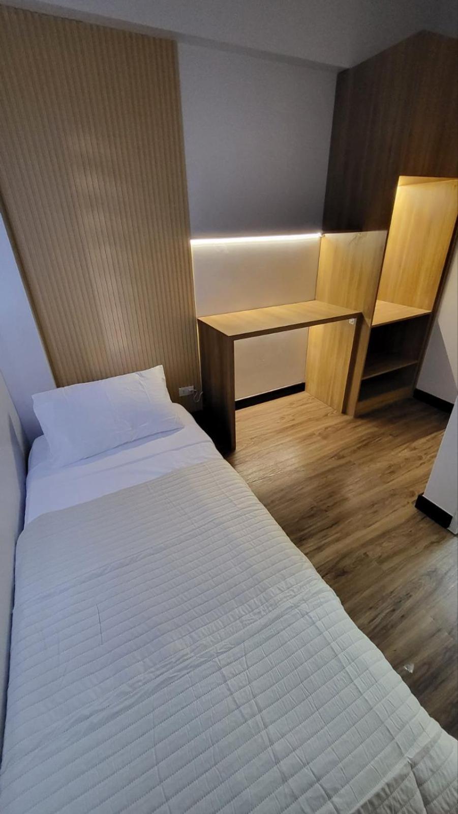 The Atherton- Spacious Modern Condo Unit In Paranaque Near The Airport, Makati, Bgc And Highways Paranaque City Екстер'єр фото