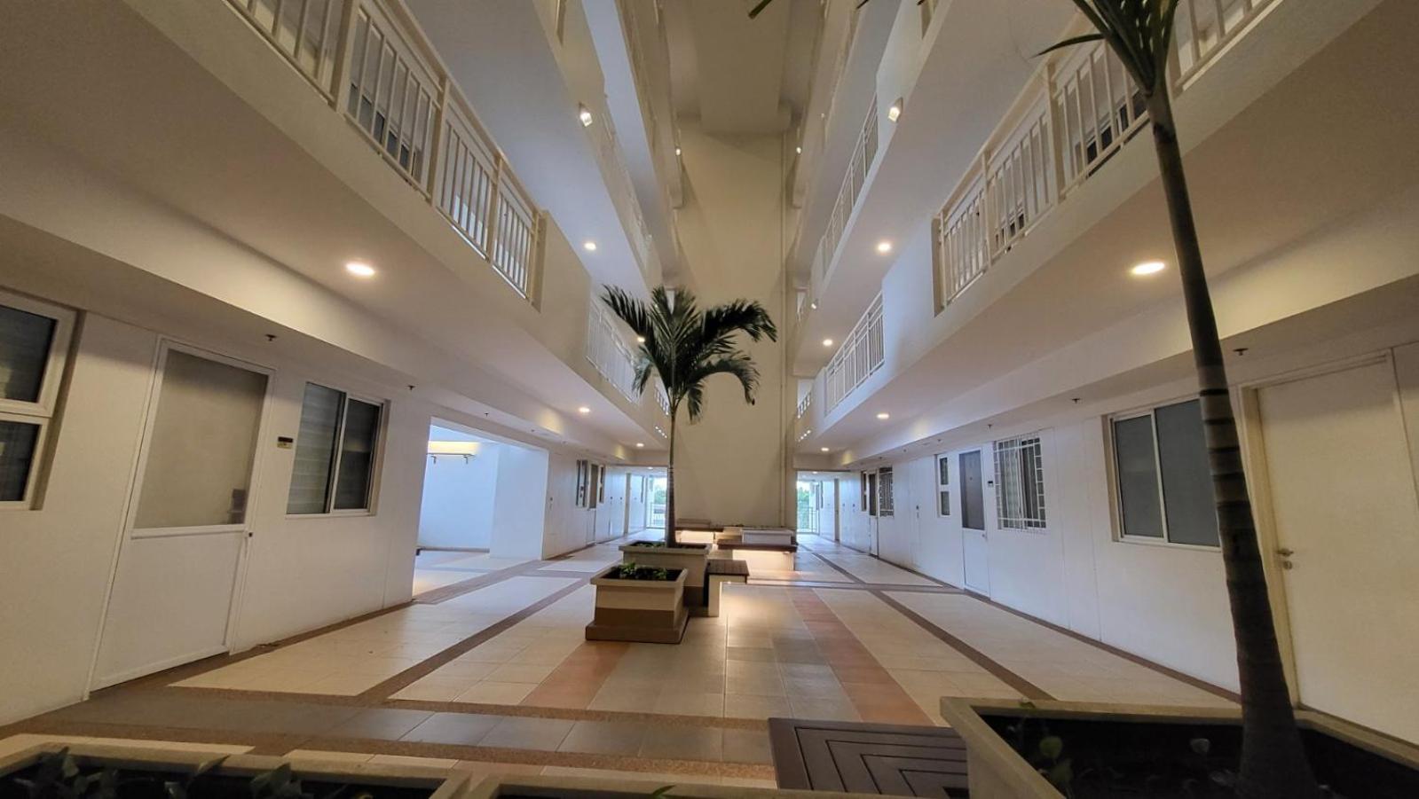 The Atherton- Spacious Modern Condo Unit In Paranaque Near The Airport, Makati, Bgc And Highways Paranaque City Екстер'єр фото